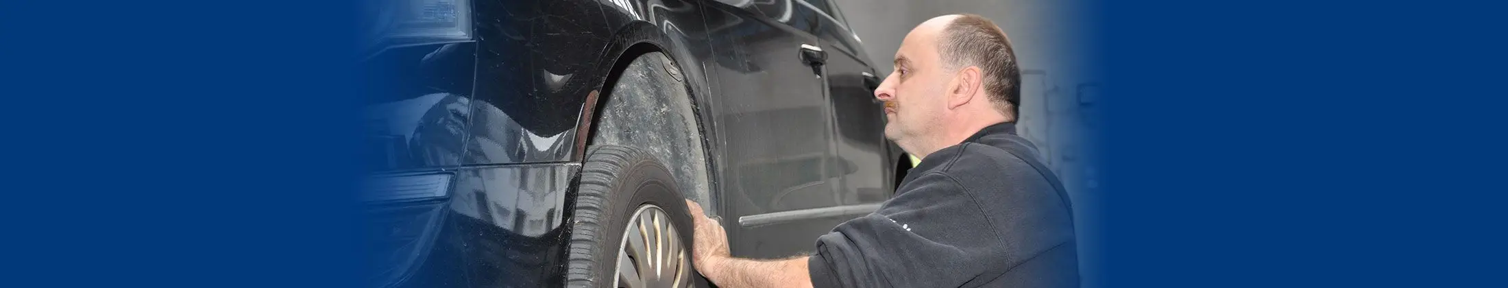 Neue Bremsbeläge in der Autowerkstatt Kümmerle, Altenriet