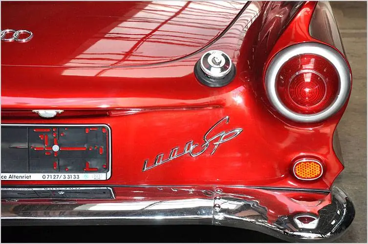 Oldtimer-Restauration bei Autohaus Kümmerle